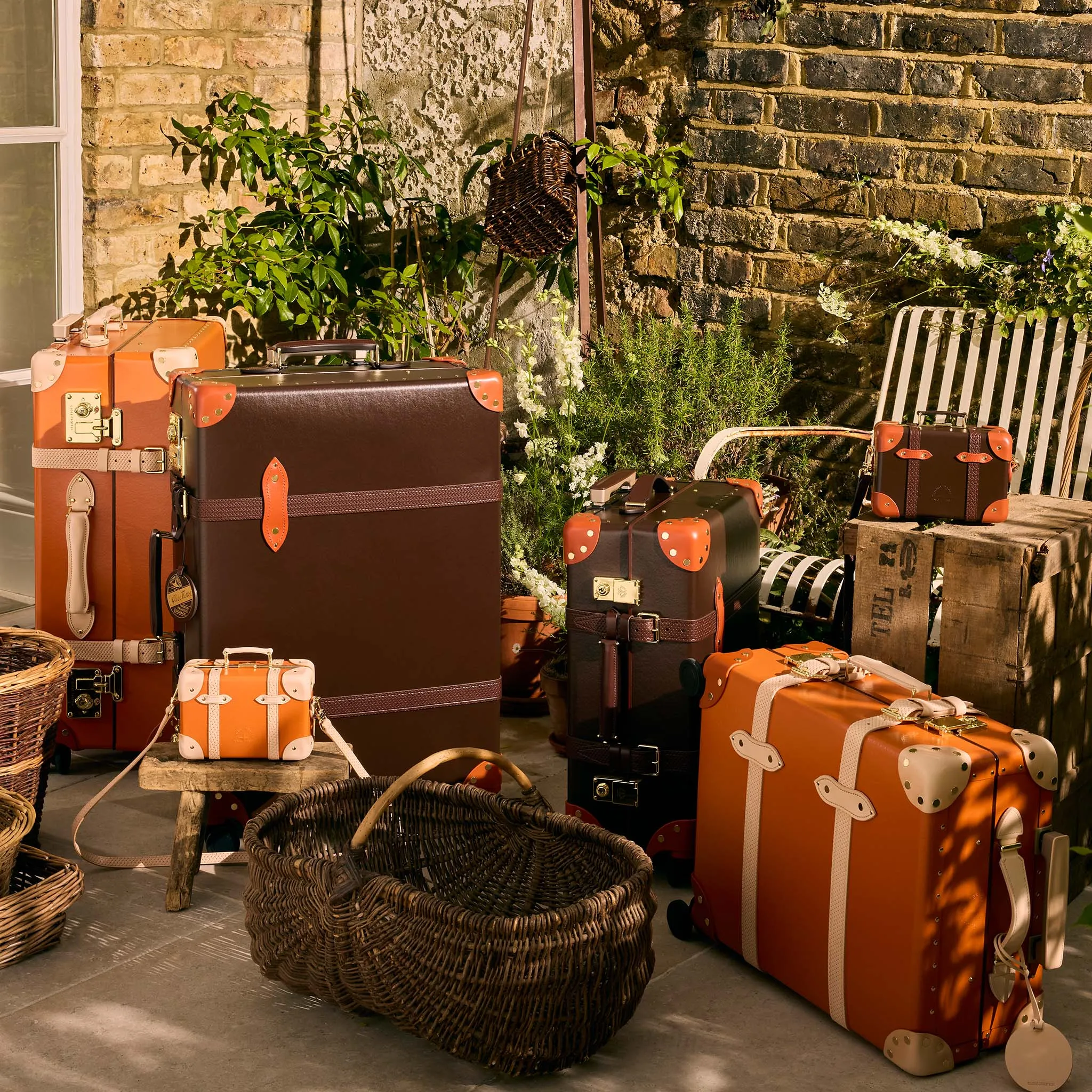 Cotswolds · Mayfair | Coffee Brown/Orange/Brass