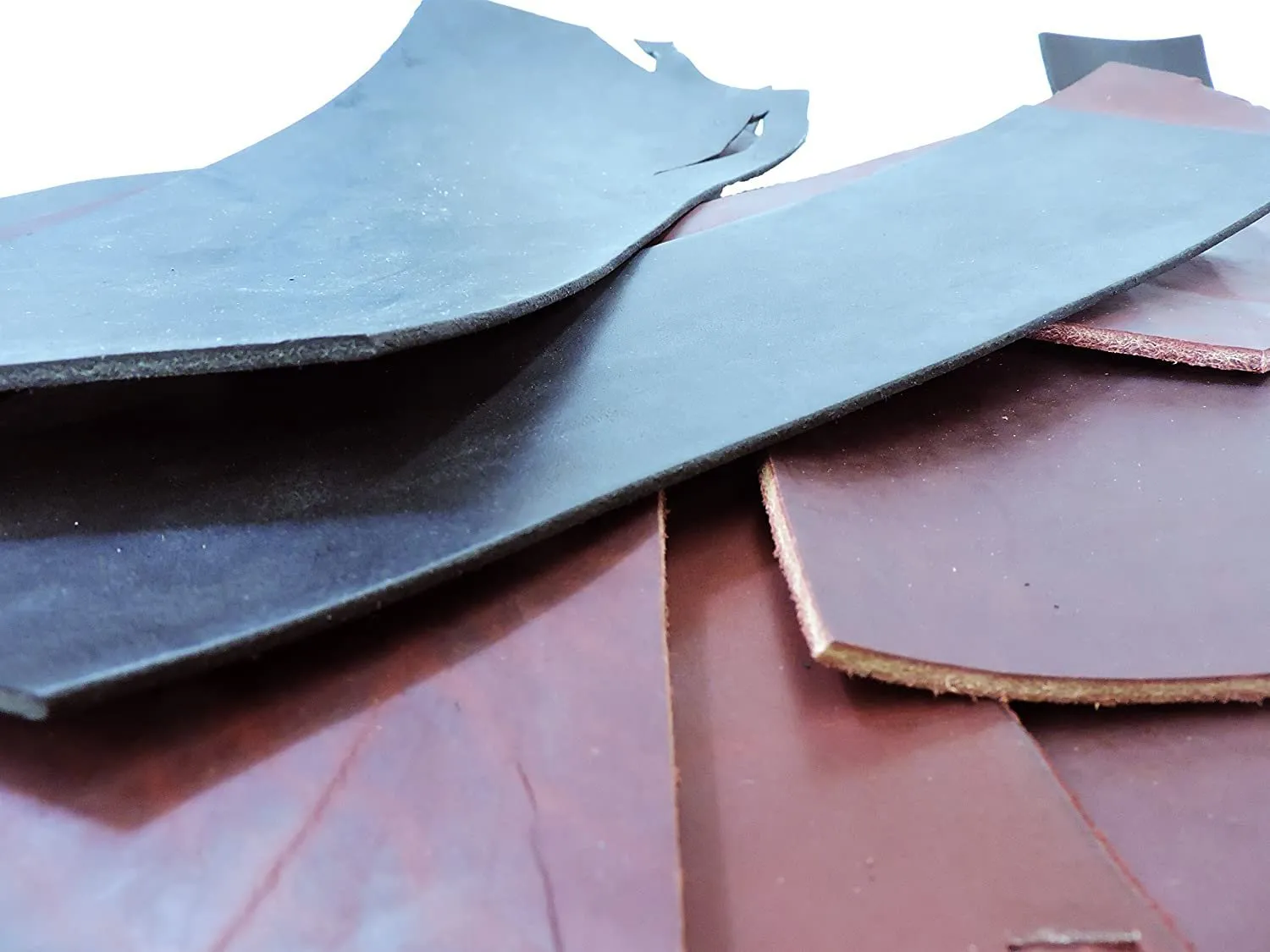 European Leather Works 1lbs Leather Wallet Making Scrap Bags (Black and Burgundy Latigo)