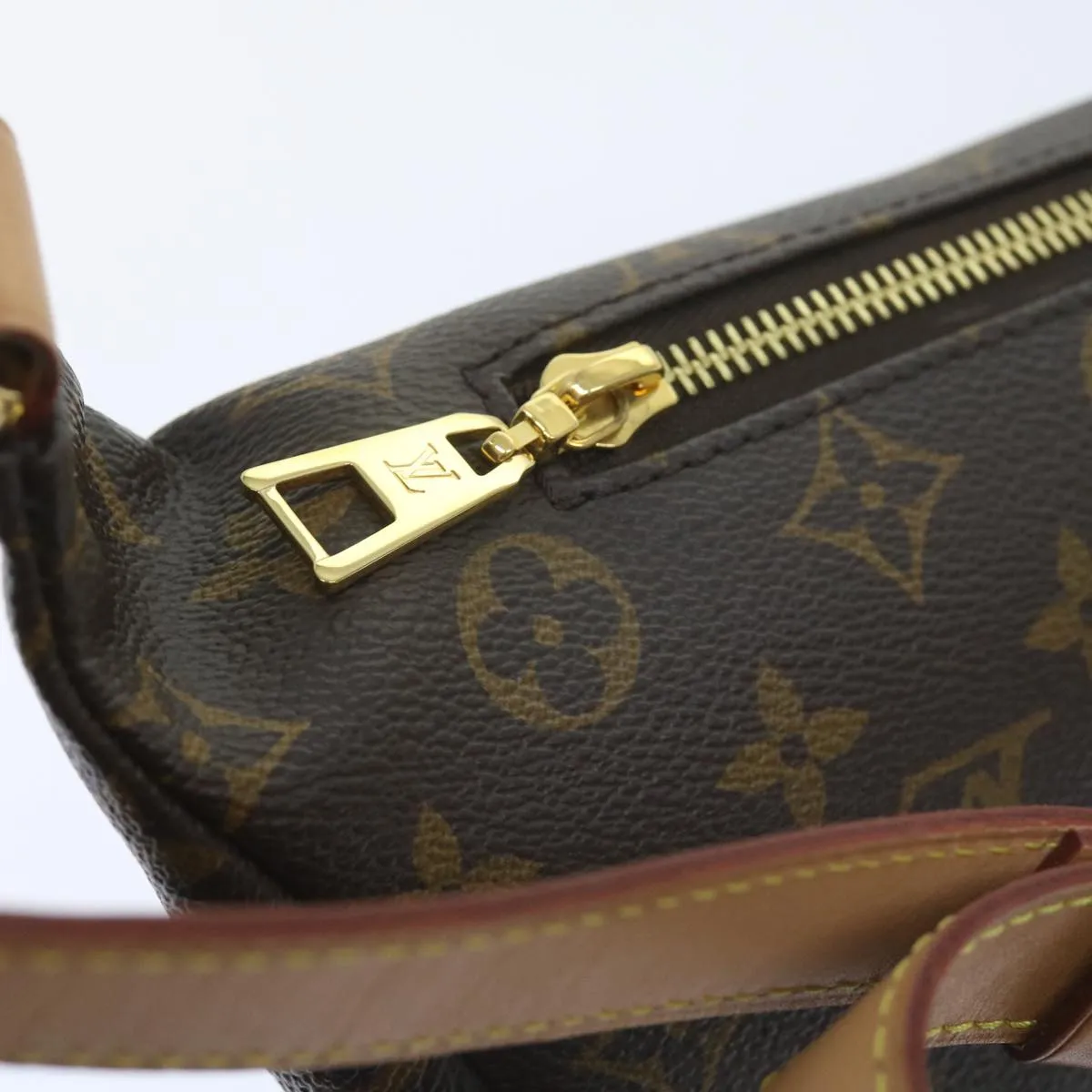 Trendy Inspired Louis Vuitton Monogram Bum Bag Shoulder Bag M43644 Lv Auth 59364a