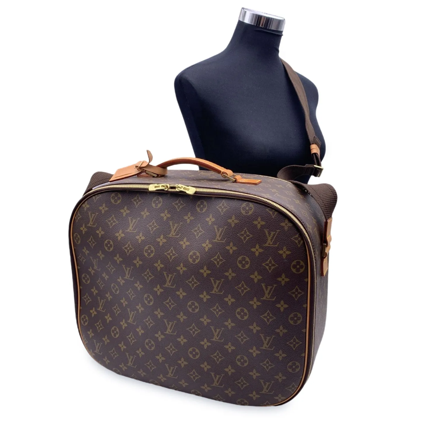 Trendy Inspired Louis Vuitton Monogram Canvas 2 Way Bandouliere Packall Travel Bag