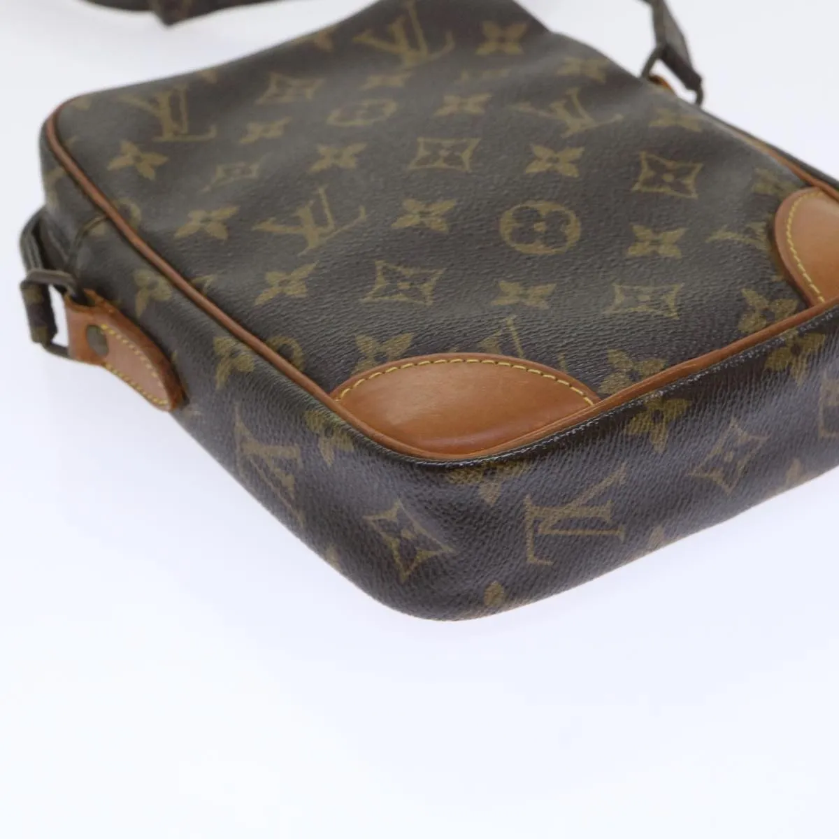 Trendy Inspired Louis Vuitton Monogram Danube Shoulder Bag M45266 Lv Auth 53497