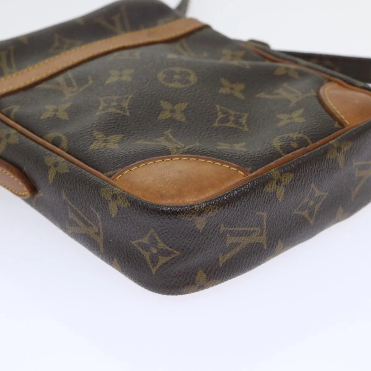 Trendy Inspired Louis Vuitton Monogram Danube Shoulder Bag M45266 Lv Auth 53497