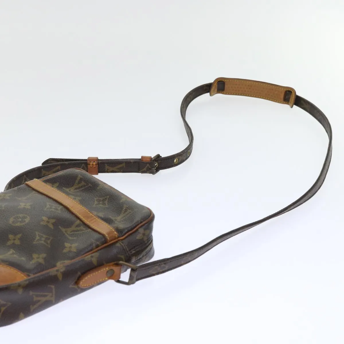 Trendy Inspired Louis Vuitton Monogram Danube Shoulder Bag M45266 Lv Auth 53497