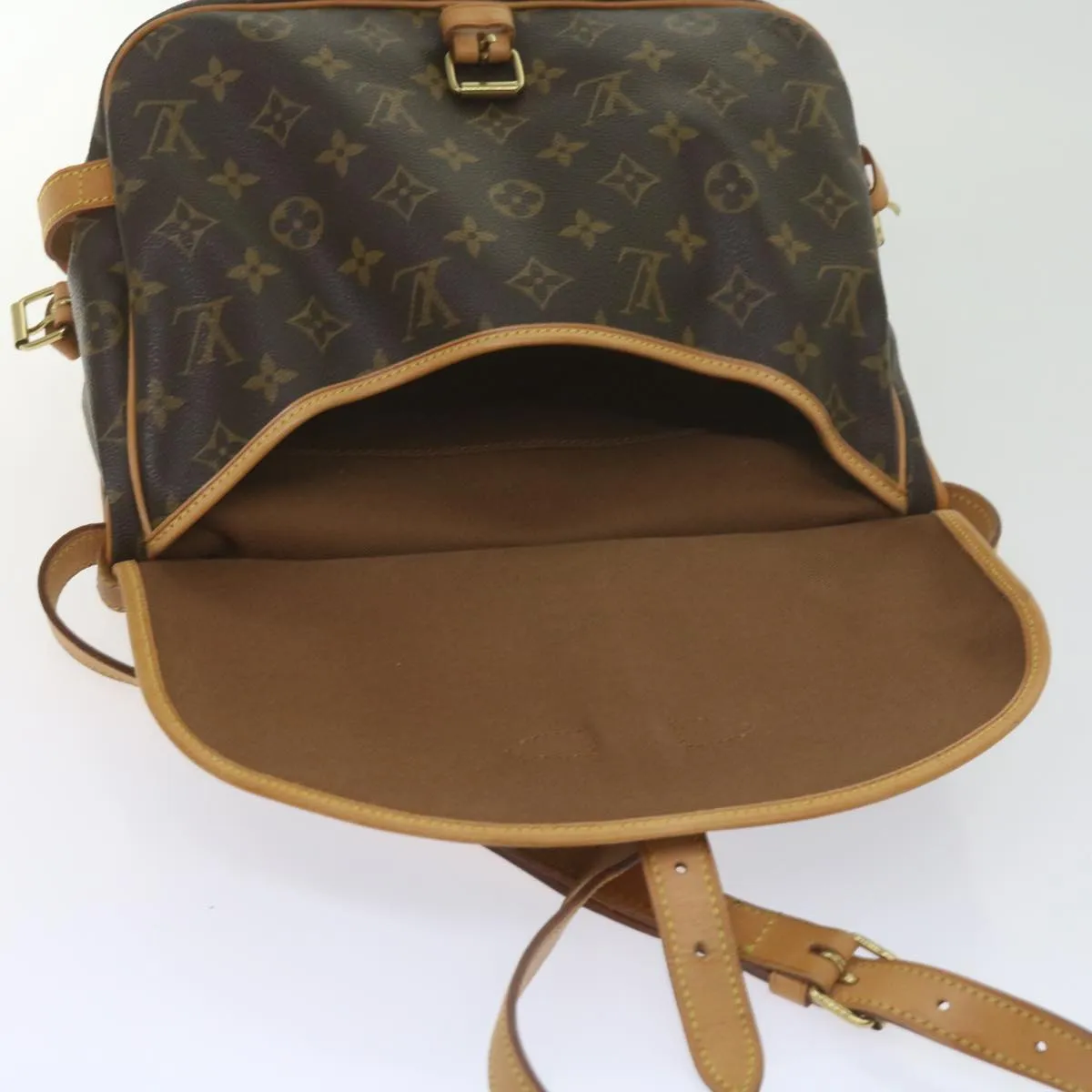 Trendy Inspired Louis Vuitton Monogram Saumur 30 Shoulder Bag M42256 Lv Auth Am5389